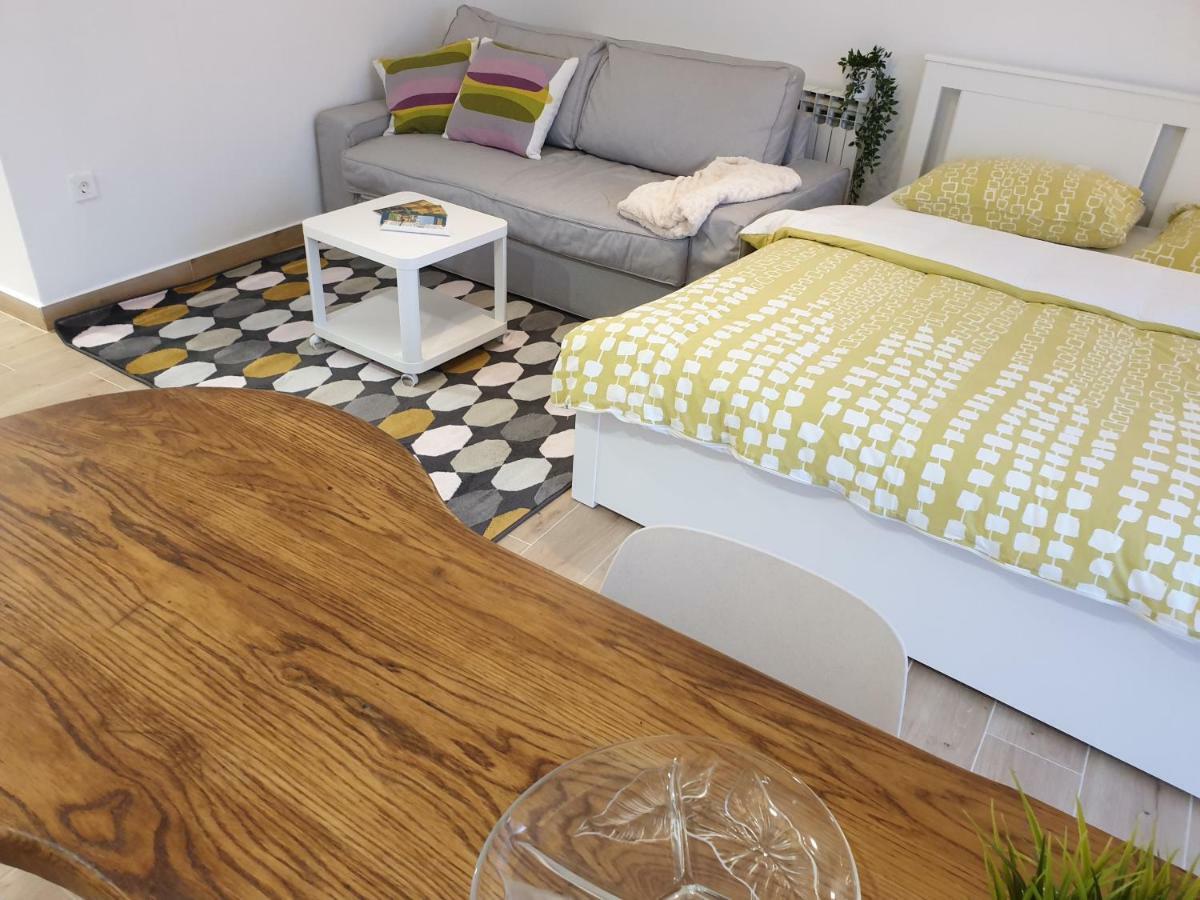 Apartments Ziher ซาเกร็บ ภายนอก รูปภาพ