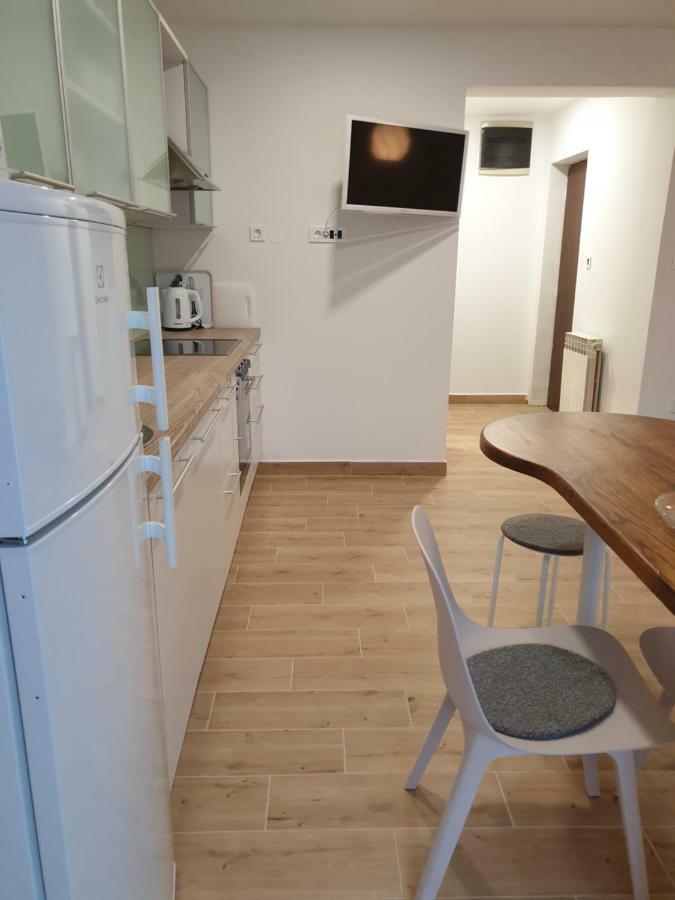 Apartments Ziher ซาเกร็บ ภายนอก รูปภาพ